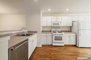 805 Sienna Dr, Danbury, CT 06810 - Photo 10