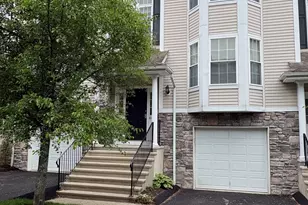 805 Sienna Dr, Danbury, CT 06810 - Photo 1