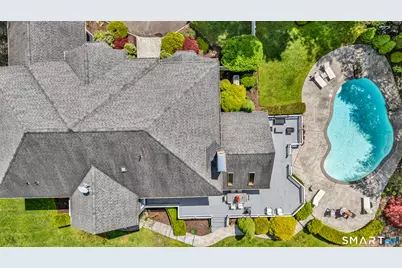 10 Arthurs Court, Newtown, CT 06470 - Photo 2