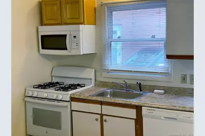 663 Newhall Street #10, Hamden, CT 06517 - Photo 2