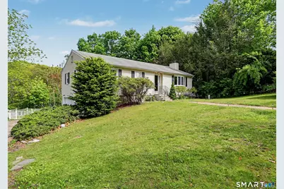 161 Sleeping Giant Drive, Hamden, CT 06518 - Photo 18