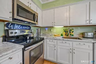 13 Riverview Dr, East Windsor, CT 06088 - Photo 8