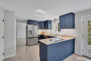 30 Shaughnessy Dr, East Hartford, CT 06118 - Photo 8