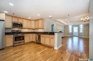 25 Cassandra Blvd, West Hartford, CT 06107 - Photo 10