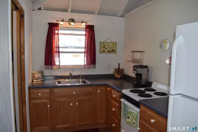 10 Hartford Avenue, Old Lyme, CT 06371 - Photo 24