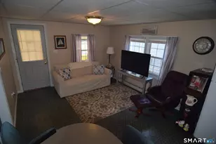 10 Hartford Ave, Old Lyme, CT 06371 - Photo 12