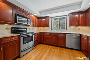 220 Coleman Rd, Middletown, CT 06457 - Photo 8