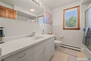 220 Coleman Rd, Middletown, CT 06457 - Photo 32