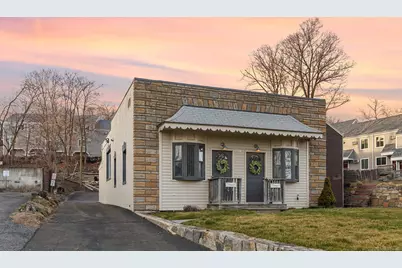 34 Dr Martin Luther King Jr Drive #A, Norwalk, CT 06854 - Photo 2