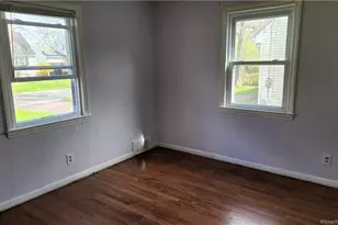 25 Madsen Rd, West Hartford, CT 06110 - Photo 6