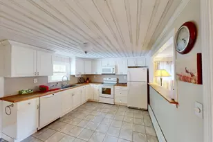 88 Avery Ave, Meriden, CT 06450 - Photo 4