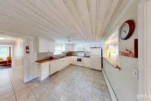 88 Avery Ave, Meriden, CT 06450 - Photo 6
