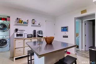 17 May St, West Haven, CT 06516 - Photo 20