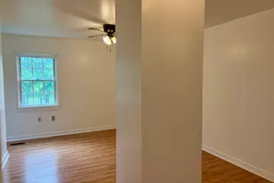 79 S B St, Norwich, CT 06380 - Photo 8