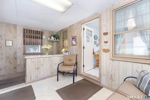 422 Francis St, New Britain, CT 06053 - Photo 6