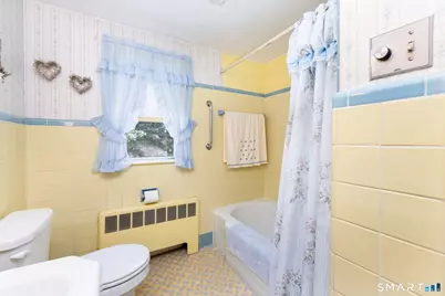 422 Francis Street, New Britain, CT 06053 - Photo 22