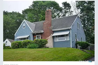 422 Francis Street, New Britain, CT 06053 - Photo 2