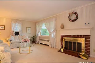 422 Francis St, New Britain, CT 06053 - Photo 8