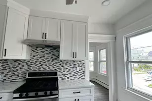 690 William St, Bridgeport, CT 06608 - Photo 8