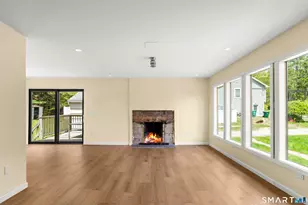 846 Vauxhall Street Ext., Waterford, CT 06375 - Photo 6