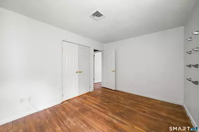 846 Vauxhall St Extension, Waterford, CT 06375 - Photo 18