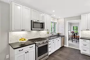 28 Orchard St, Stonington, CT 06378 - Photo 14