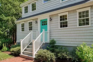 128 Knapp St, Stamford, CT 06907 - Photo 2