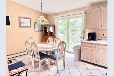 9 Brittany Lane, Naugatuck, CT 06770 - Photo 4