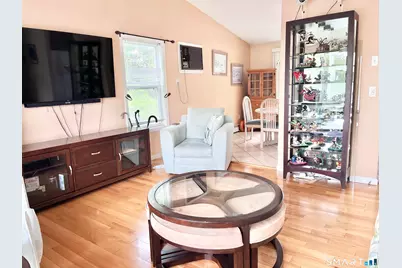 9 Brittany Lane, Naugatuck, CT 06770 - Photo 8