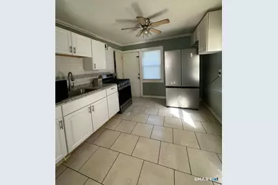 184 Pearl Harbor Street #2, Bridgeport, CT 06610 - Photo 6