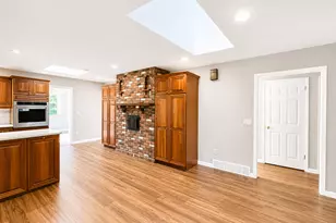 591 Derby-Milford Rd, Orange, CT 06477 - Photo 10