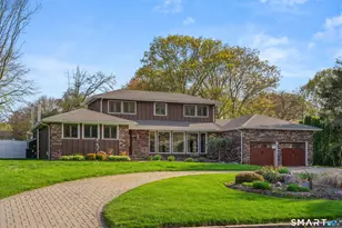 24 Colonial Dr, Waterford, CT 06385 - Photo 6
