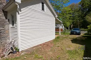 24 Barry Rd, Coventry, CT 06238 - Photo 24