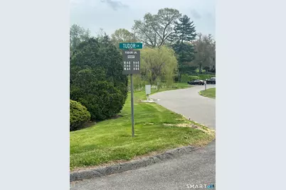 9 Pilgrim Harbor #B, Wallingford, CT 06492 - Photo 4