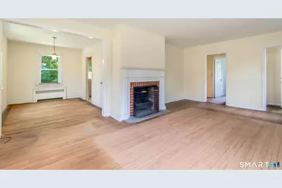 92 Evelyn Street, Trumbull, CT 06611 - Photo 4