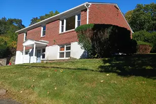 62 Charles St, Torrington, CT 06790 - Photo 2