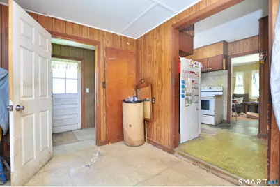 195 South Main Street, East Granby, CT 06026 - Photo 14
