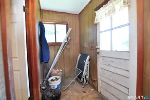 195 S Main St, East Granby, CT 06026 - Photo 16