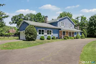 10 Morning Glory Dr, Easton, CT 06612 - Photo 2