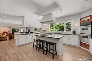 10 Morning Glory Dr, Easton, CT 06612 - Photo 10