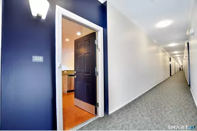 1 King Philip Drive #218, West Hartford, CT 06117 - Photo 6