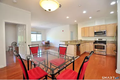 1 King Philip Drive #218, West Hartford, CT 06117 - Photo 8
