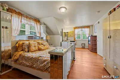 85 Dwight Street, Ansonia, CT 06401 - Photo 22