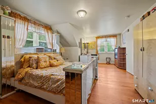 85 Dwight St, Ansonia, CT 06401 - Photo 22