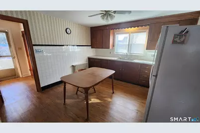 178 North Bishop Avenue, Bridgeport, CT 06610 - Photo 10