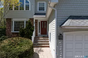9 Howd Ave, Branford, CT 06405 - Photo 2