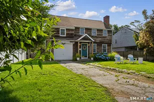 79 Fairfield Pl, Fairfield, CT 06824 - Photo 6