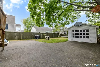 29 Magnolia Avenue, Norwalk, CT 06850 - Photo 4