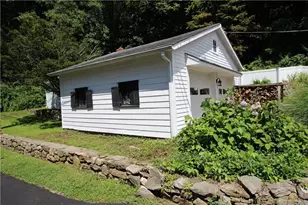204 Mather St, Wilton, CT 06897 - Photo 2