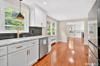 16 Sunnyview Drive, Vernon, CT 06066 - Photo 12